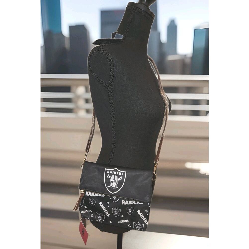 NWT! Las Vegas Raiders NFL Printed Foldover Crossbody Wristlet Handbag 8.5x7